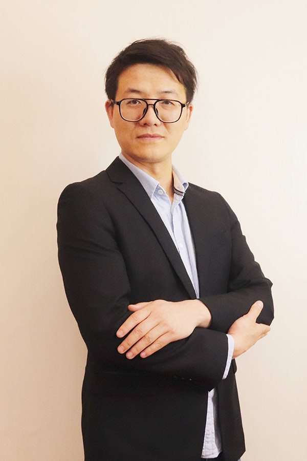 洋县李林科 本科学历,毕业于西安石油大学
